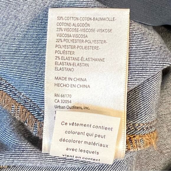 Free People Women’s Sz 26 Penny Pull On Flare Jeans Medium Wash Denim - Picture 15 of 15